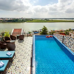 2* Bed & Breakfast Rock Mouse