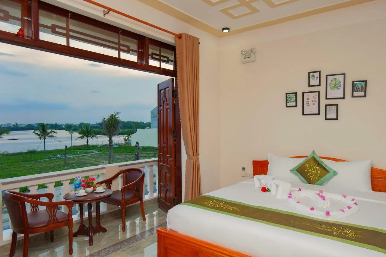 Riverside Sunset Homestay Hoi An