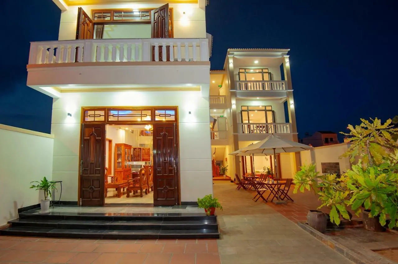 Riverside Sunset Homestay Hoi An